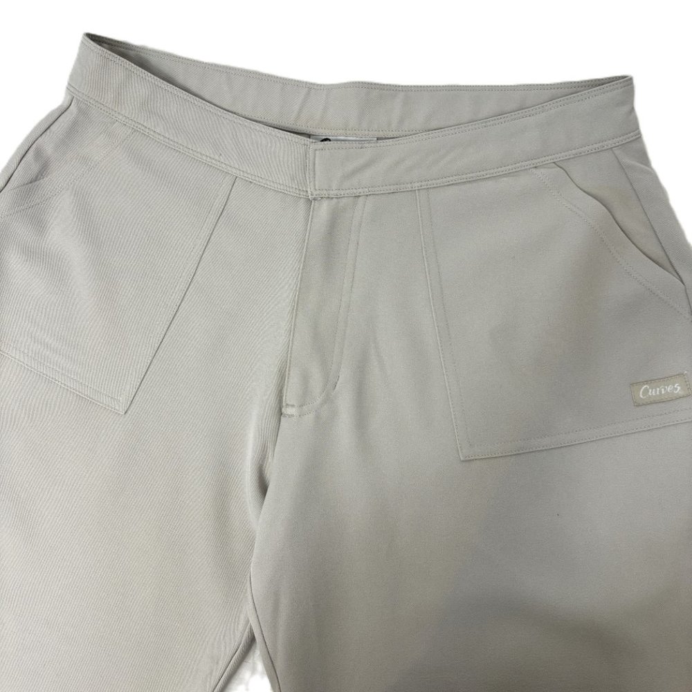 * Curves Franchise Tan Capri Pants Medium